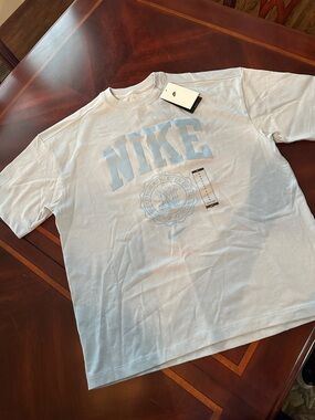 Nike Light Blue Graphic Short Sleeve Tee